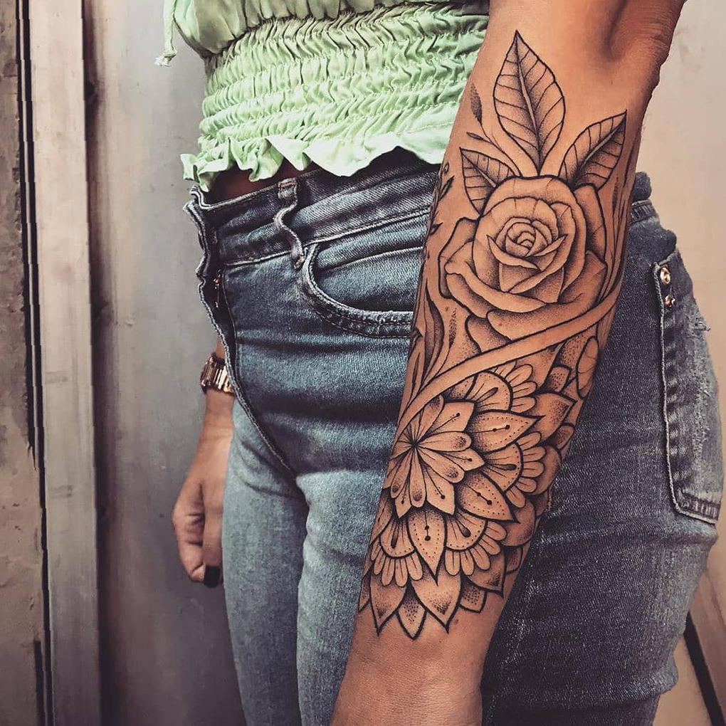 35 Inspiring Arm Tattoo Design Ideas For Women Sooshell