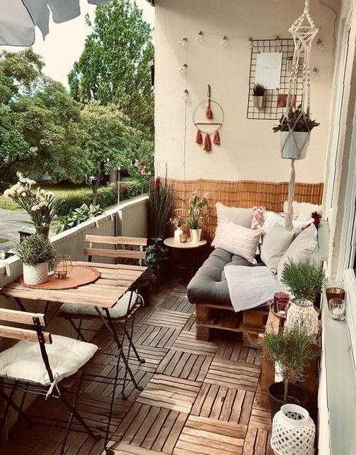 40 Romantic Balconies Ideas You Should Know - SooShell